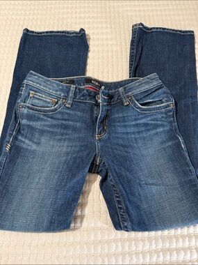 a.n.a Women's Skinny Jeans in Medium Blue Wash size 6